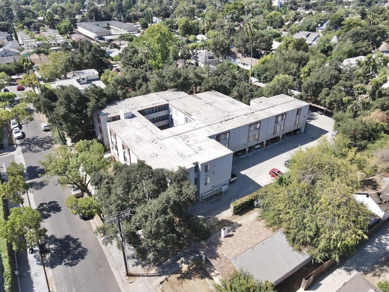 819-wright-ave-old-pasadena-parking-by-jake-plewa.jpeg