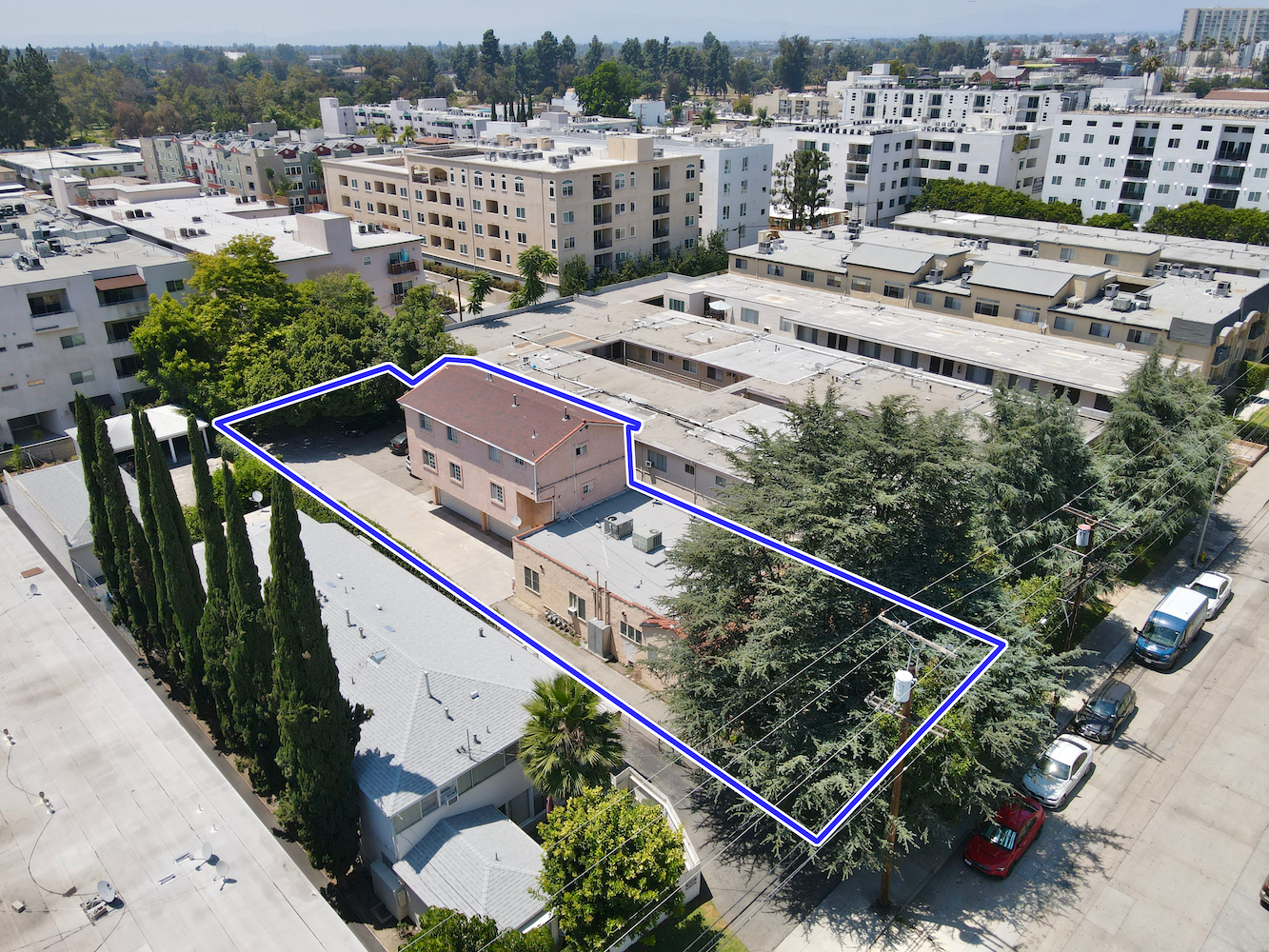 5025-klump-ave-los-angeles-ca-91601-online.png