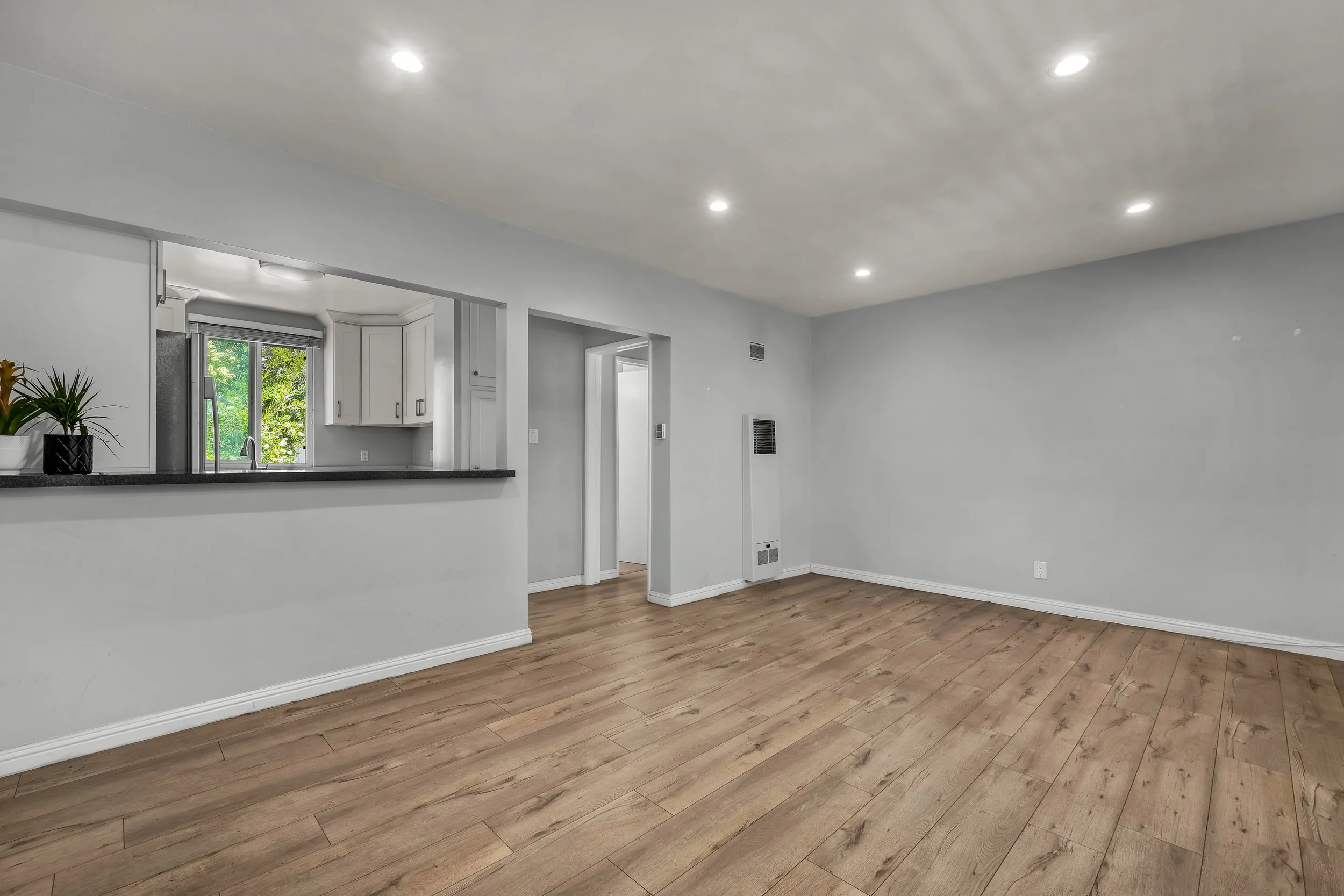 13000 Valleyheart Dr. Studio City Living Room