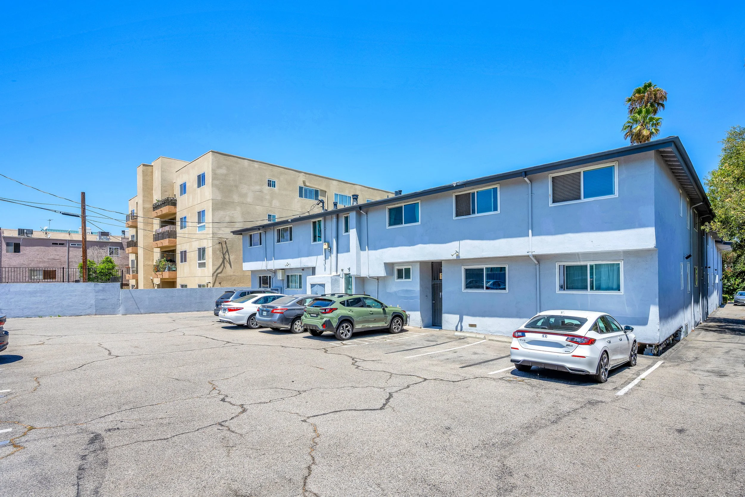 13000 Valleyheart Dr. Studio City Parking Area