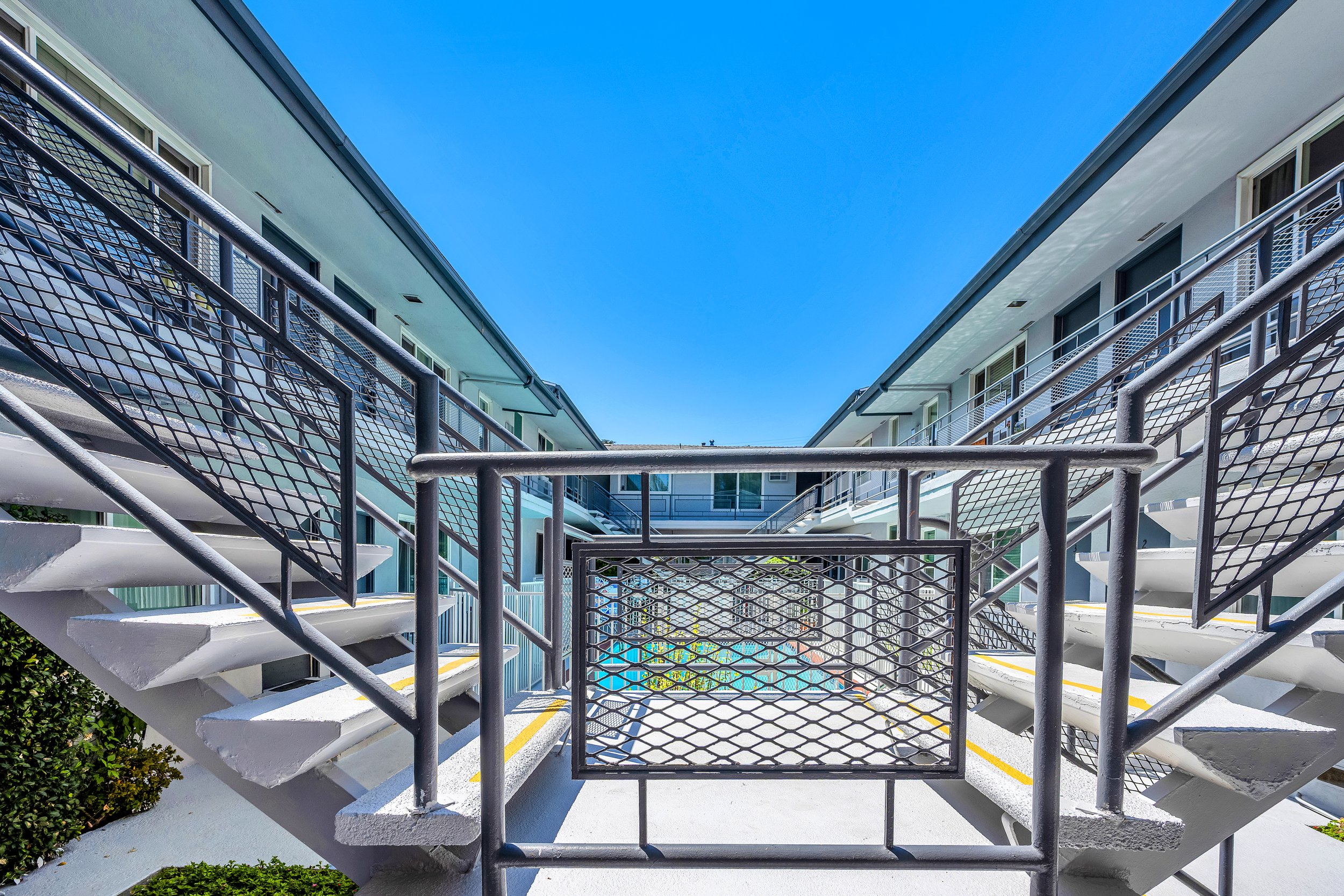 13000 Valleyheart Dr. Studio City 