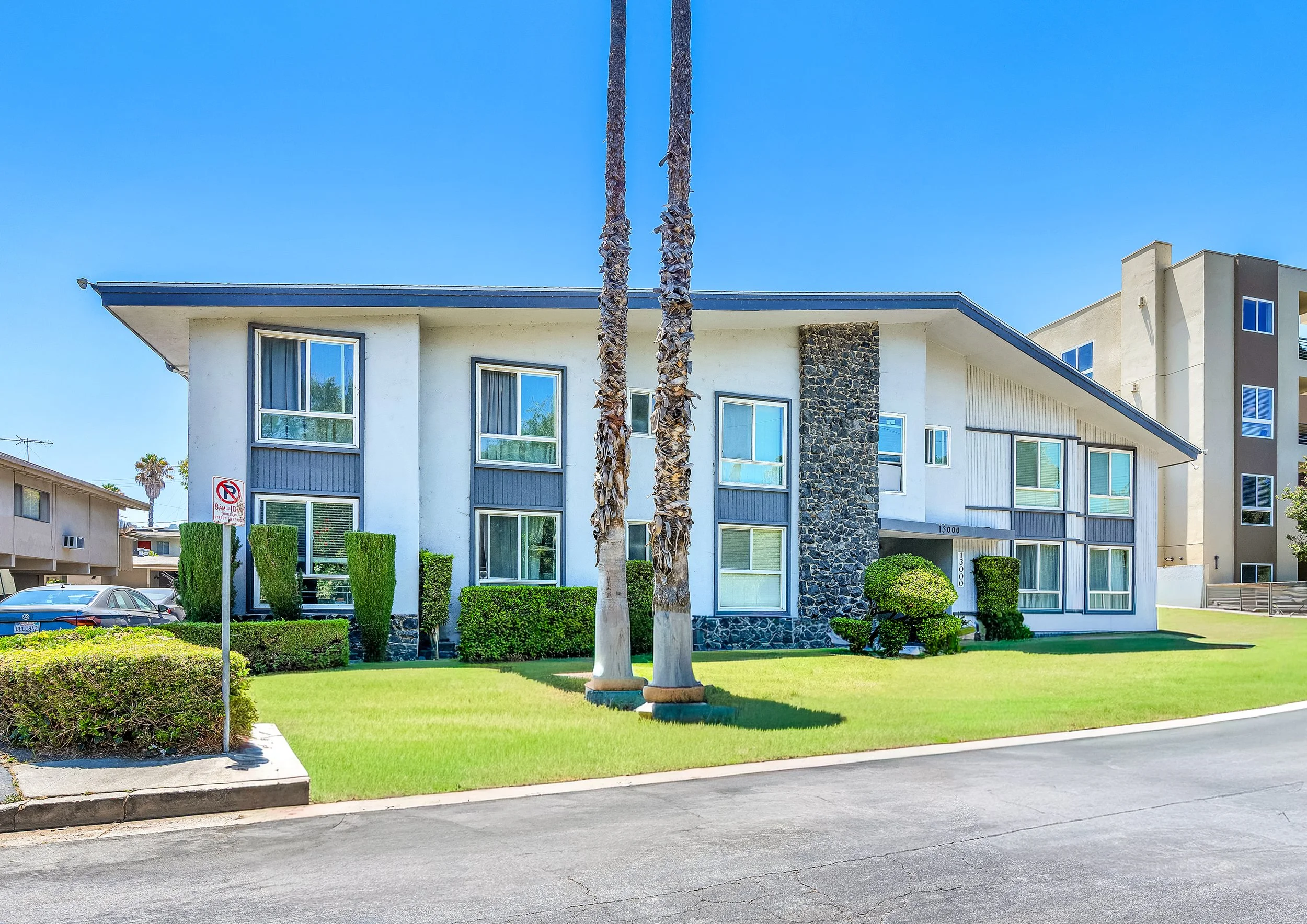 13000 Valleyheart Drive studio City Apartment for Sale