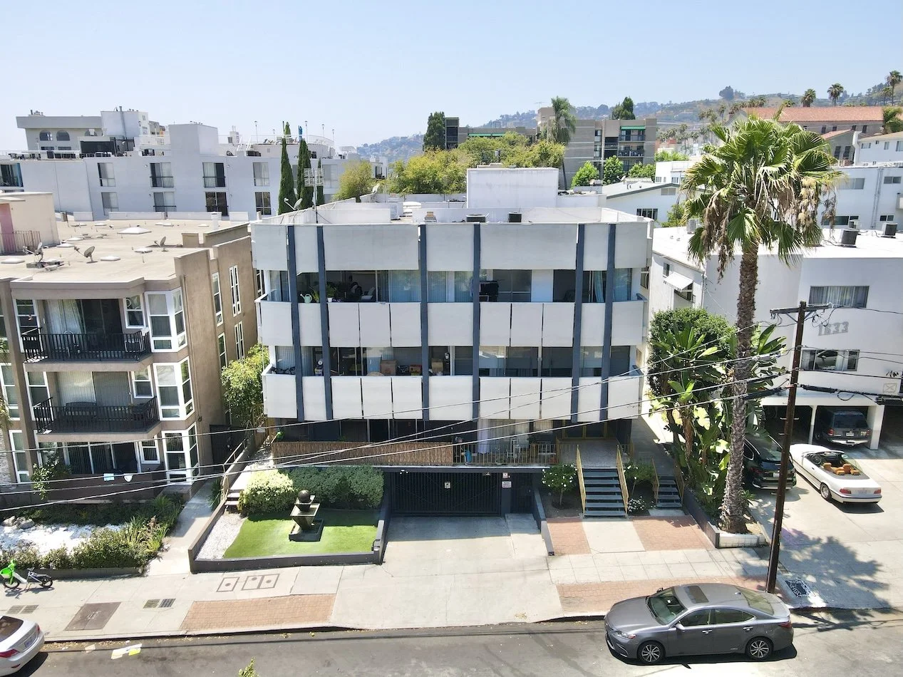 1627-n-poinsettia-place-hollywood-apartment-for-sale