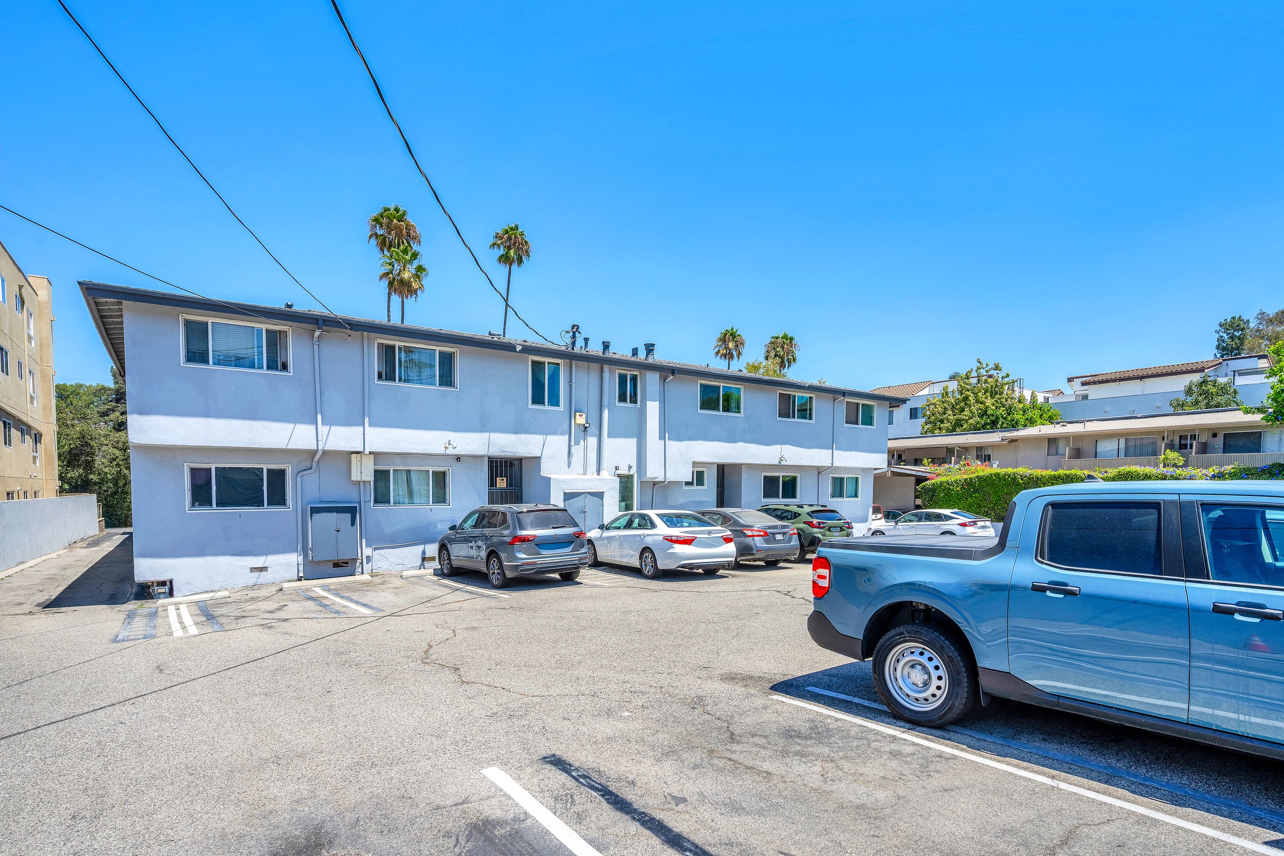 13000 Valleyheart Dr. Studio City Parking Area