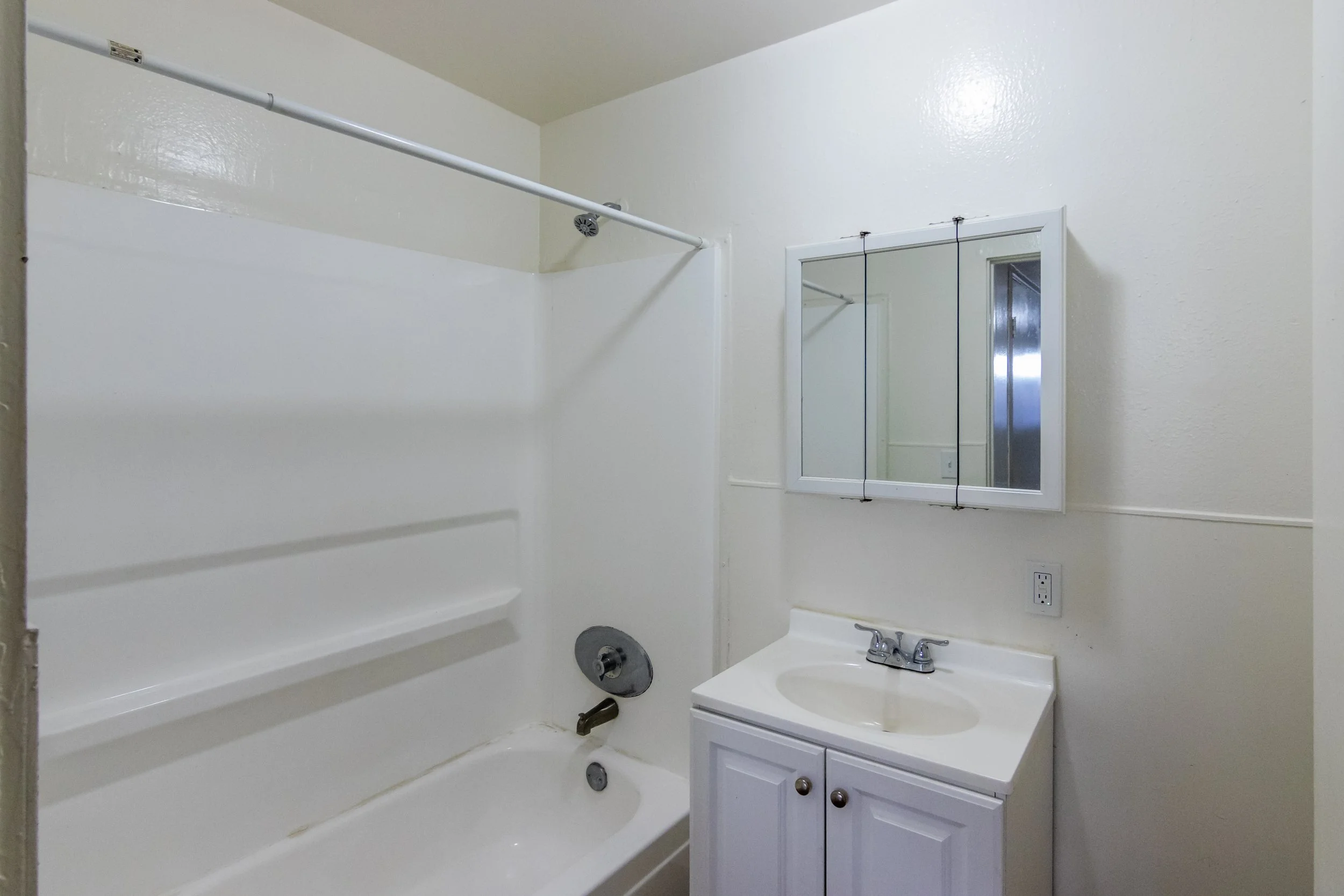 10 - 819 Wright-10.jpg