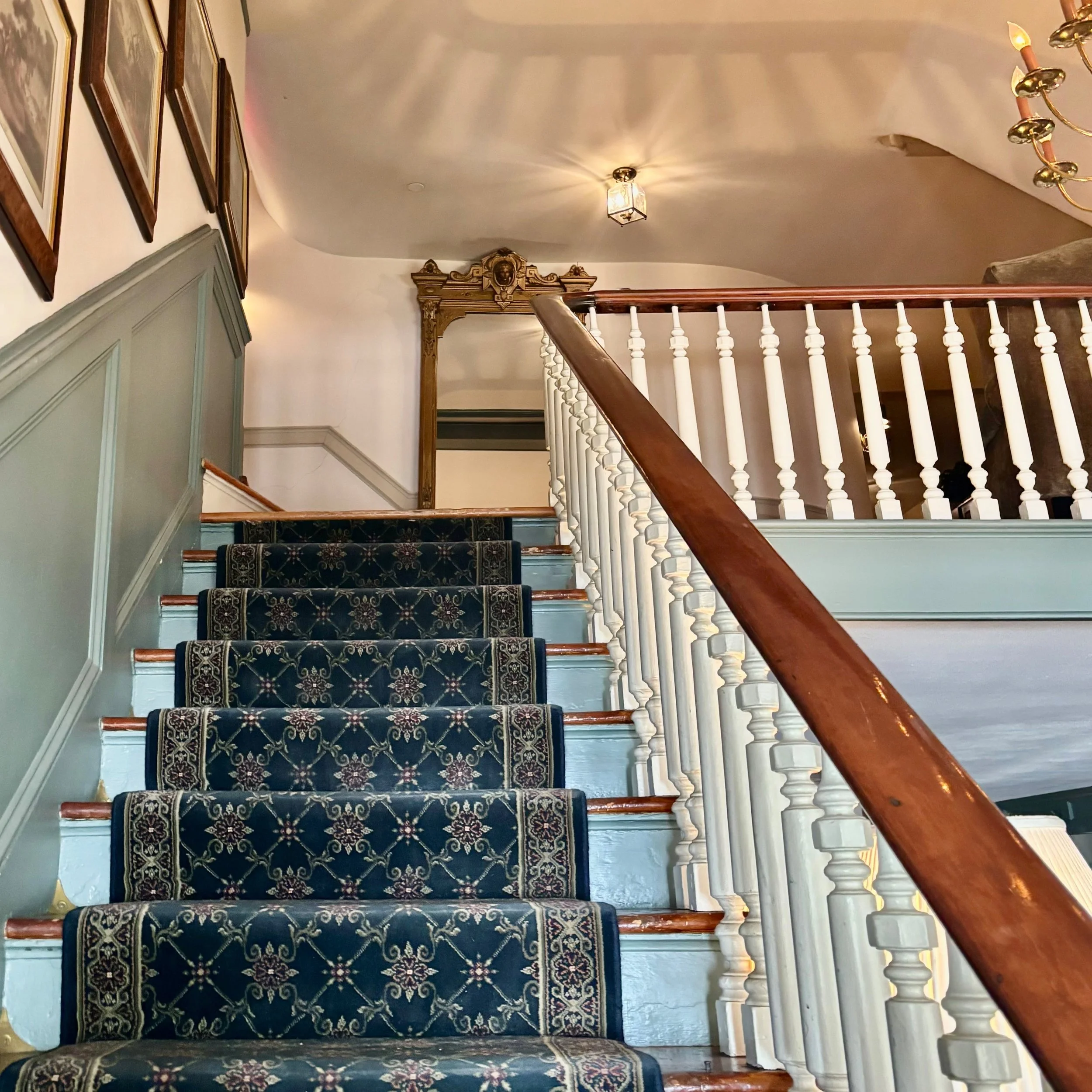 1.21 grand staircase.jpg