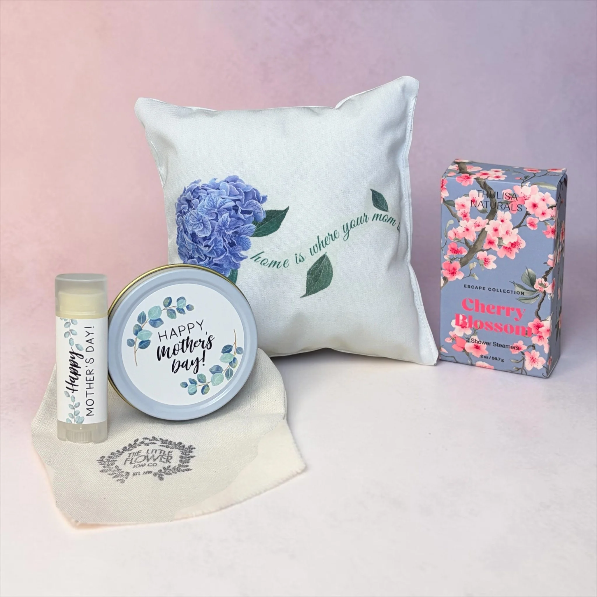 Mom tote contents.jpeg