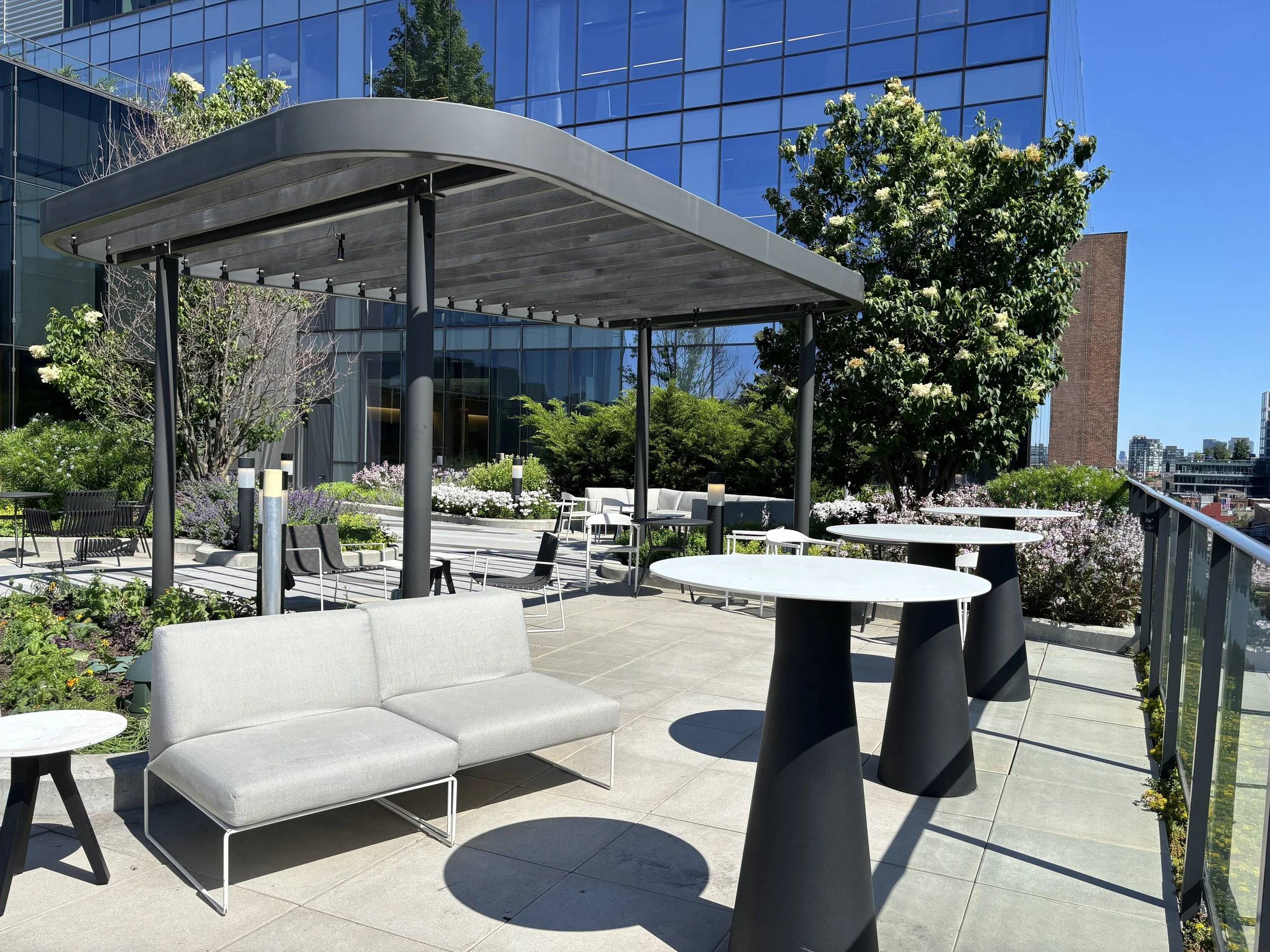 Designed Pause

Modern outdoor furniture and sculpted greenery create an intentional moment of rest within the city. The architectural terrace demonstrates how thoughtful design can carve out calm spaces within dense urban environments.

Best Hospita
