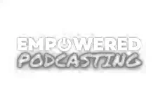 Texto en estilo de letras tridimensionales que dice 'EMPOWERED PODCASTING'.