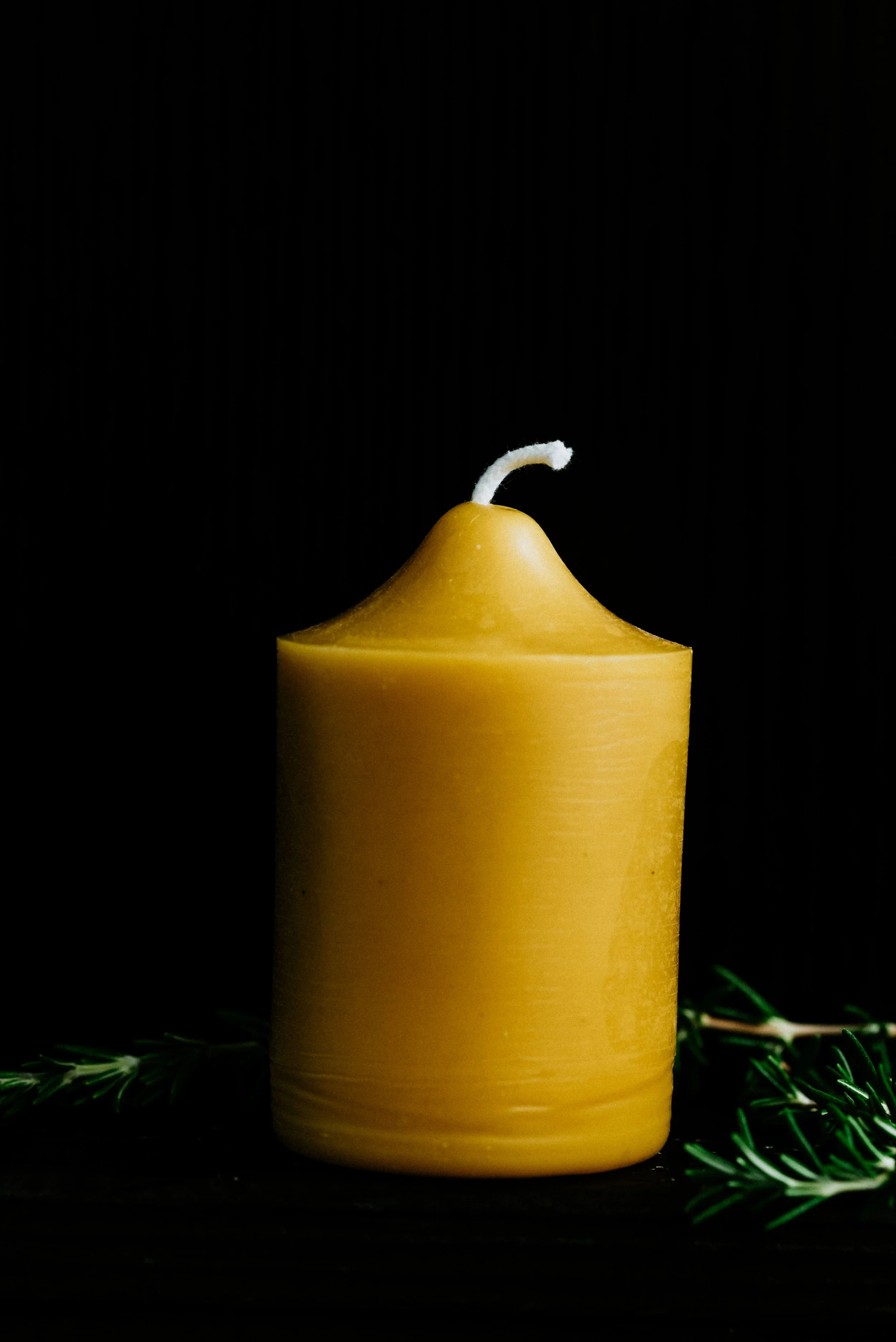 Handmade Pure Beeswax Candle : Small Pillar