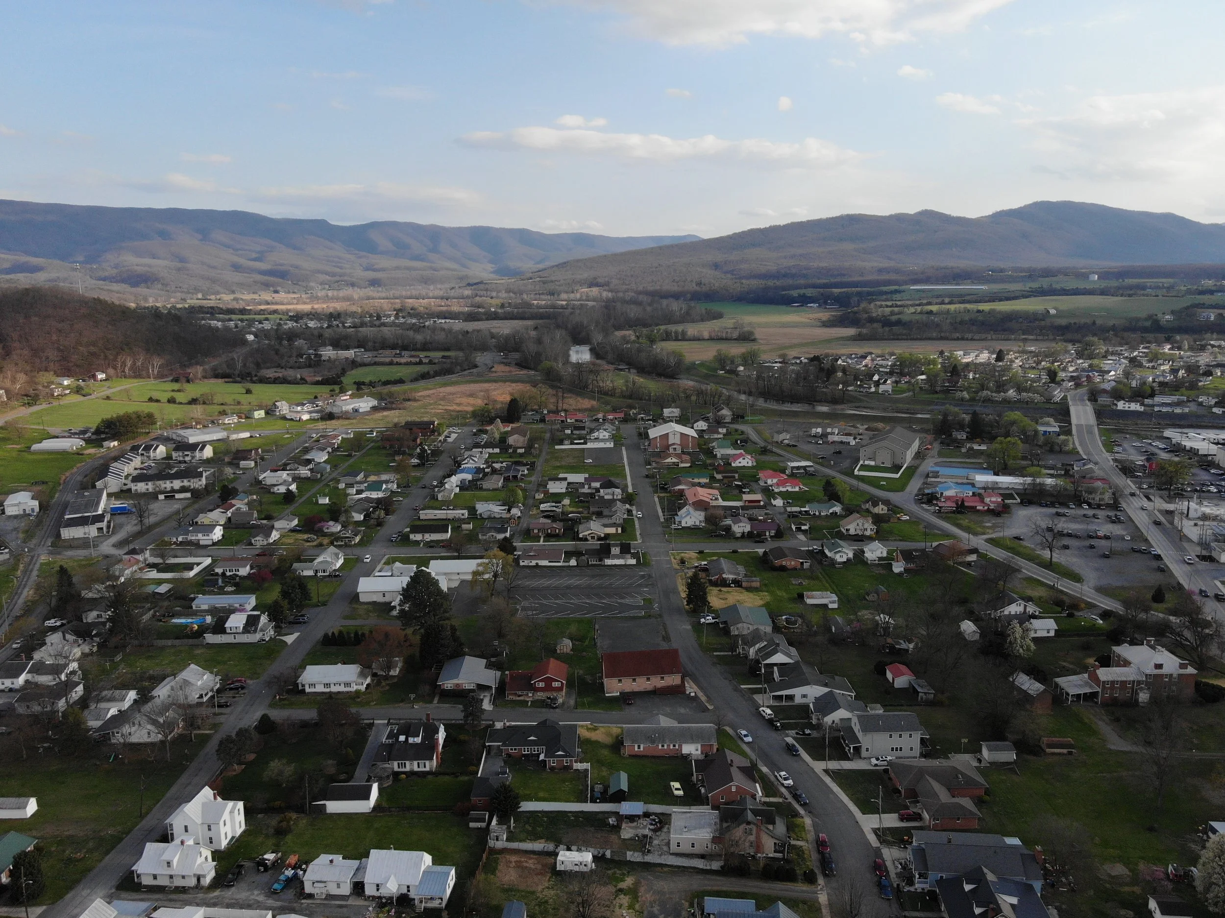 Mayor And Town Council — Town Of Moorefield