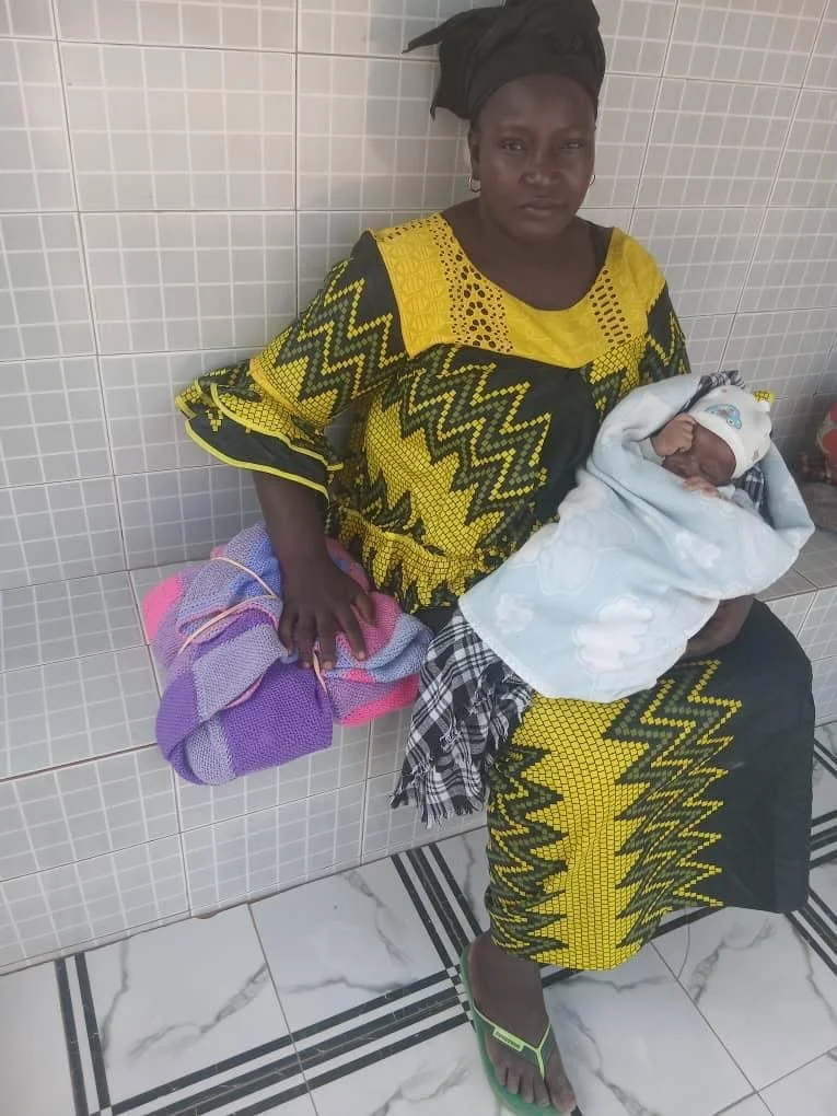 Baby packs are being distributed to newborns at Bufalato Clinic.

Many mums do not have new blankets or baby clothes for their newborns.