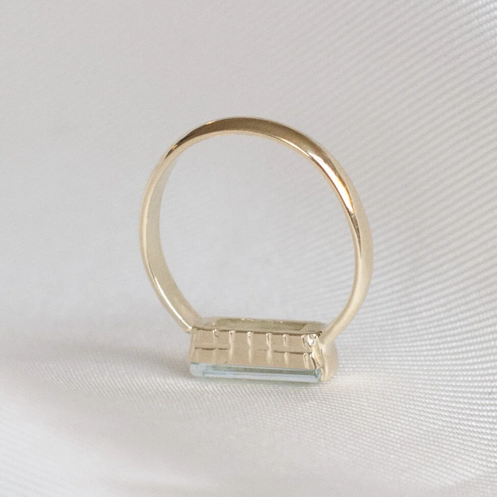 18K aquamarijn ew baguette ring 2.jpg