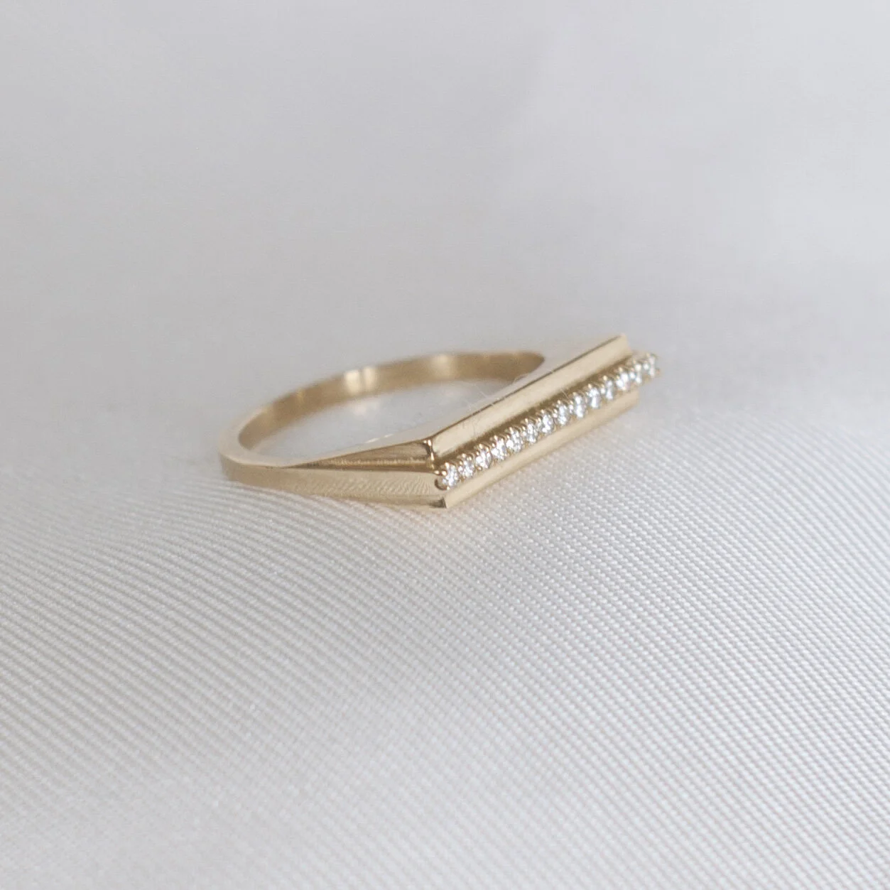 18k gg diamond ew ring 1.jpg