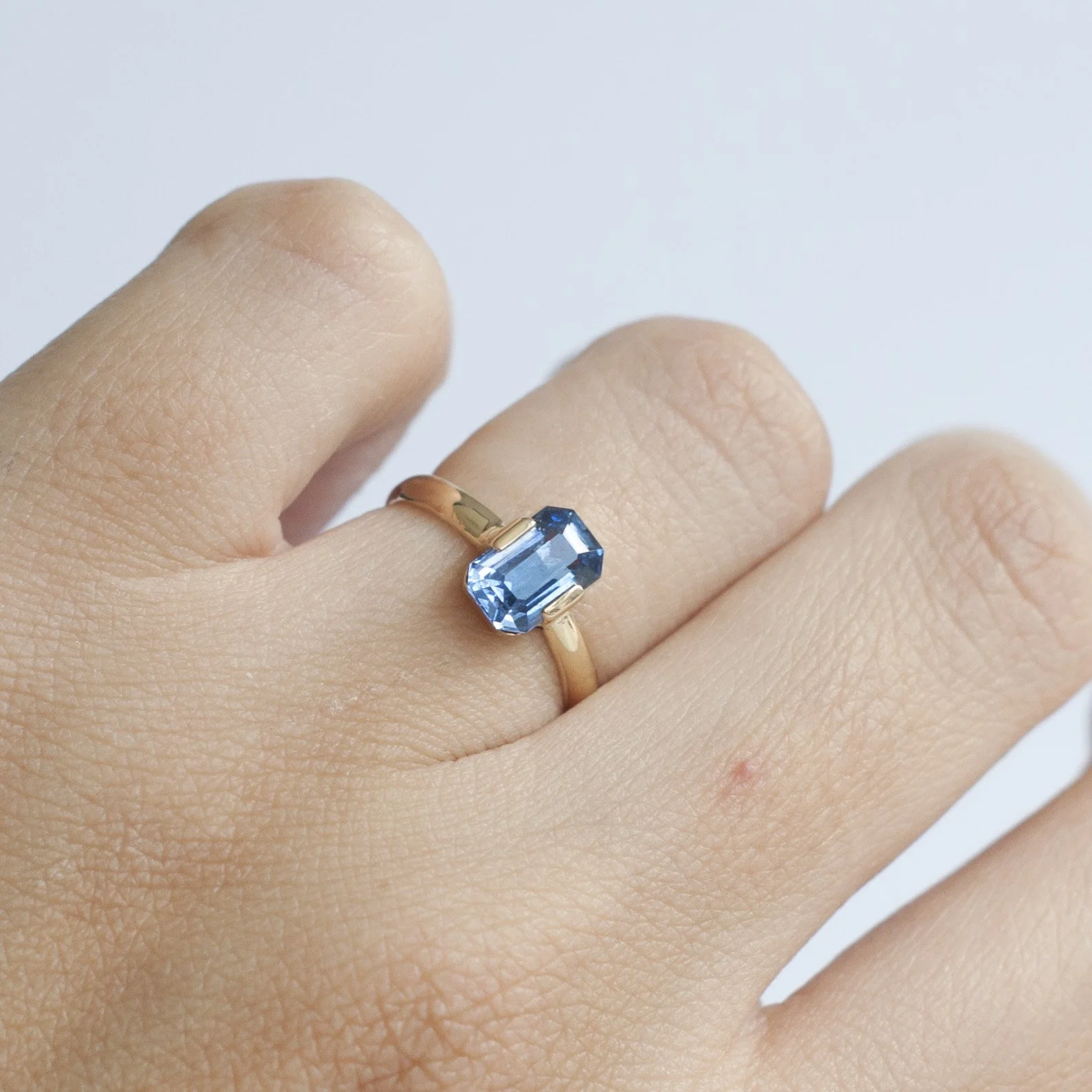 14K gg emc saffier blauw 2.jpg