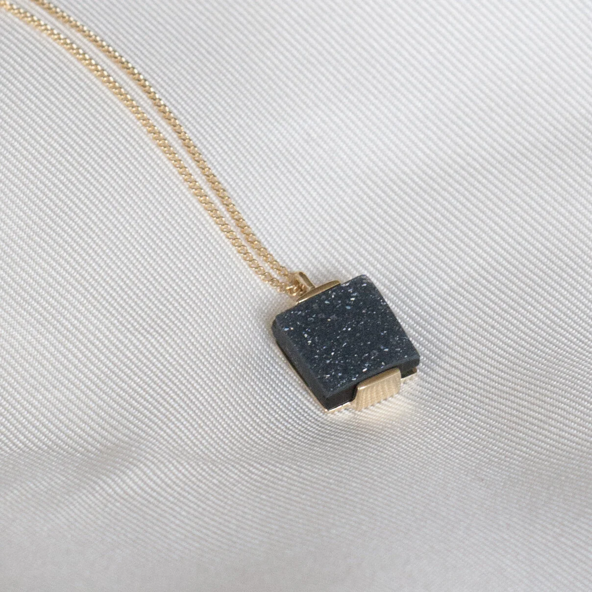 18k zwarte agaat ketting 1.jpg