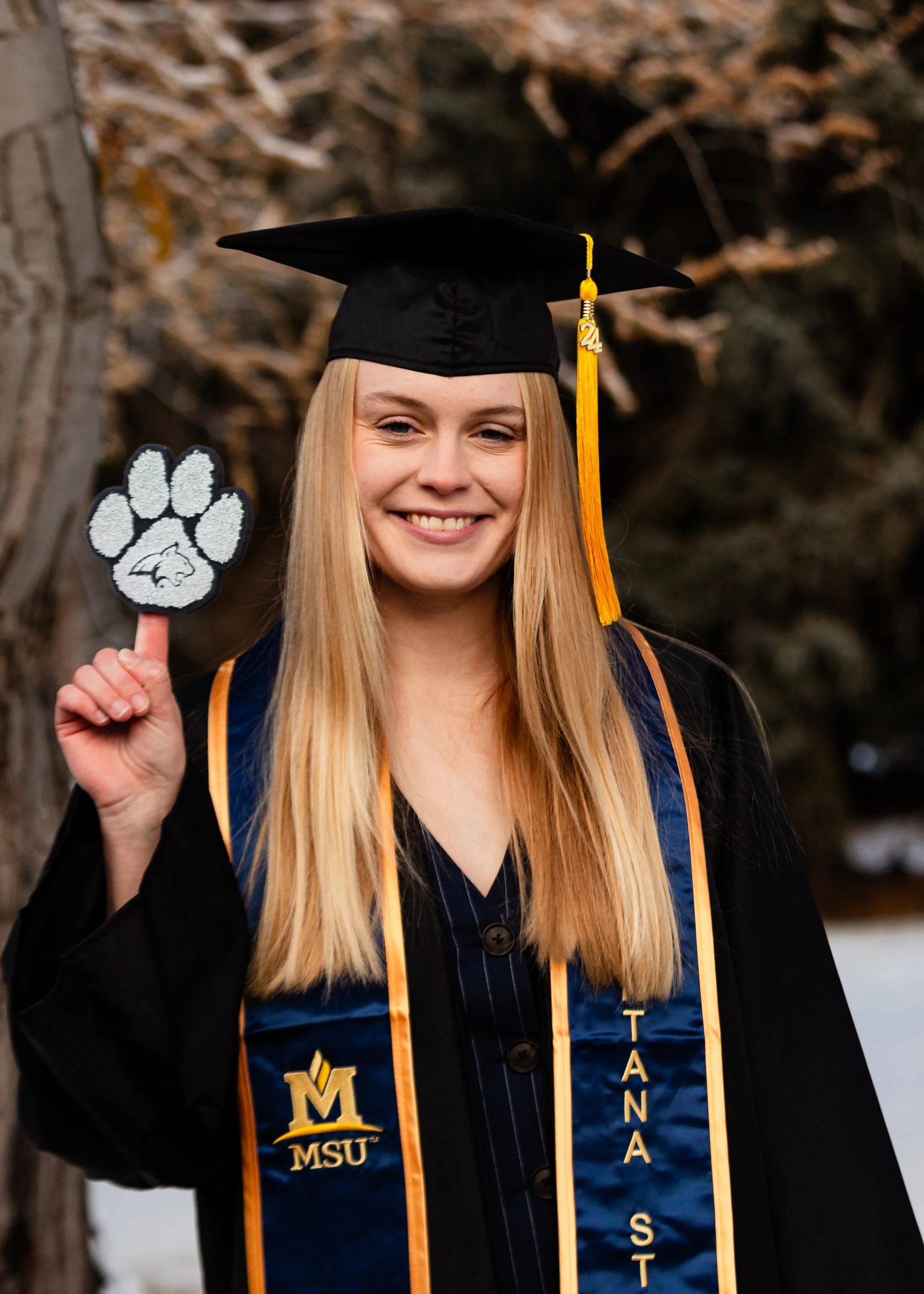 Aubree_Melchior_Grad-094.jpg