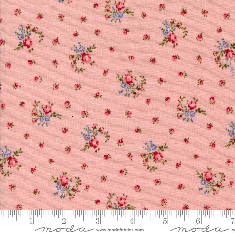 Hollyhocks & Roses by Bunny Hill Designs 15530-5617 / Moda