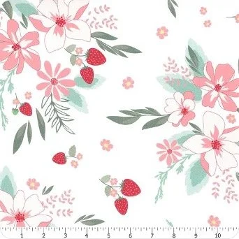 Sand Dollar Floral (Berry market by Beverly McCullough) / Riley Blake Designs