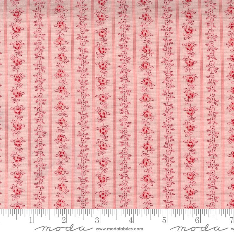 Hollyhocks & Roses by Bunny Hill Designs 15530-5617 / Moda