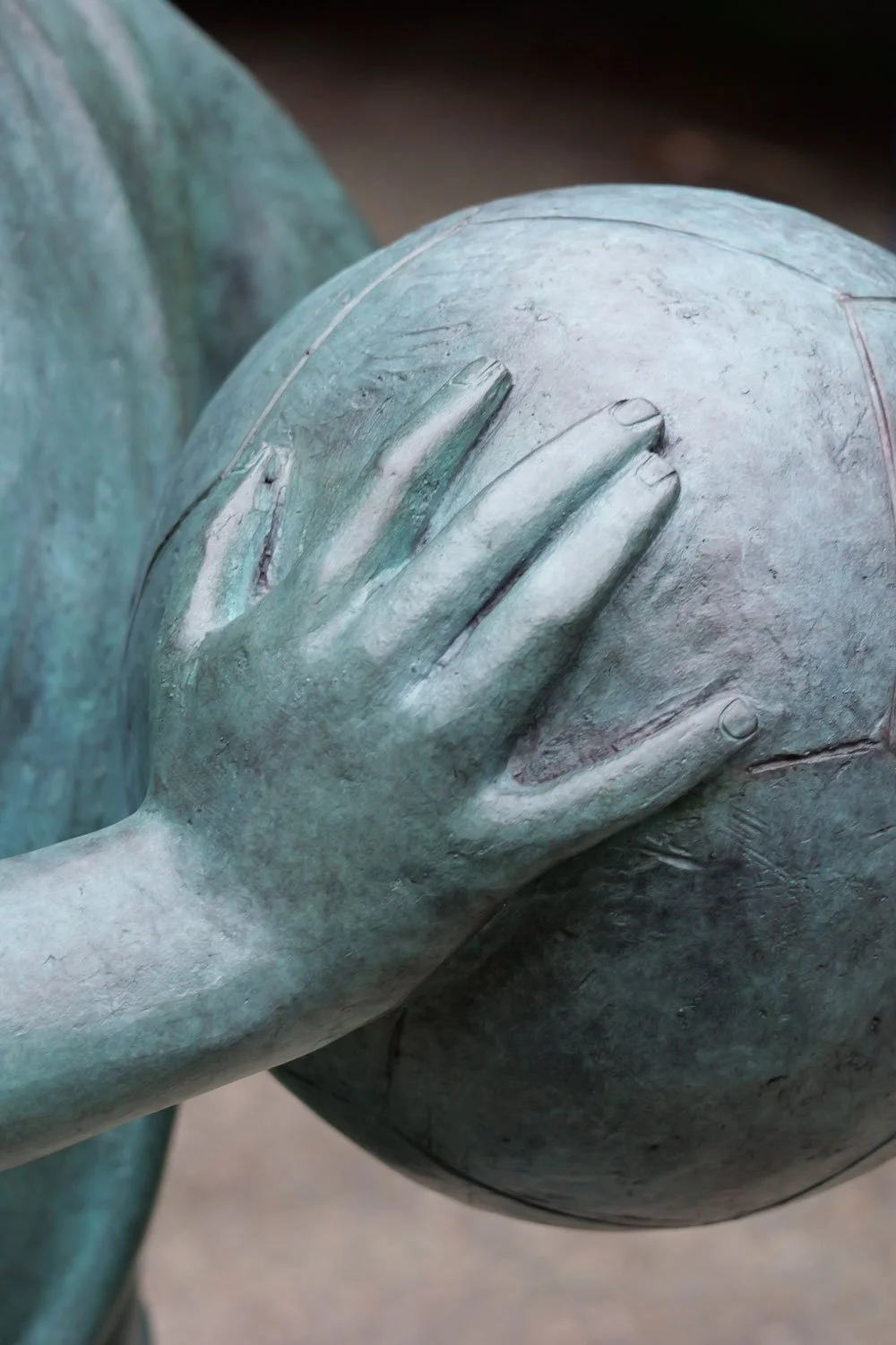 Soccer-Boy-Sculpture-1.jpg
