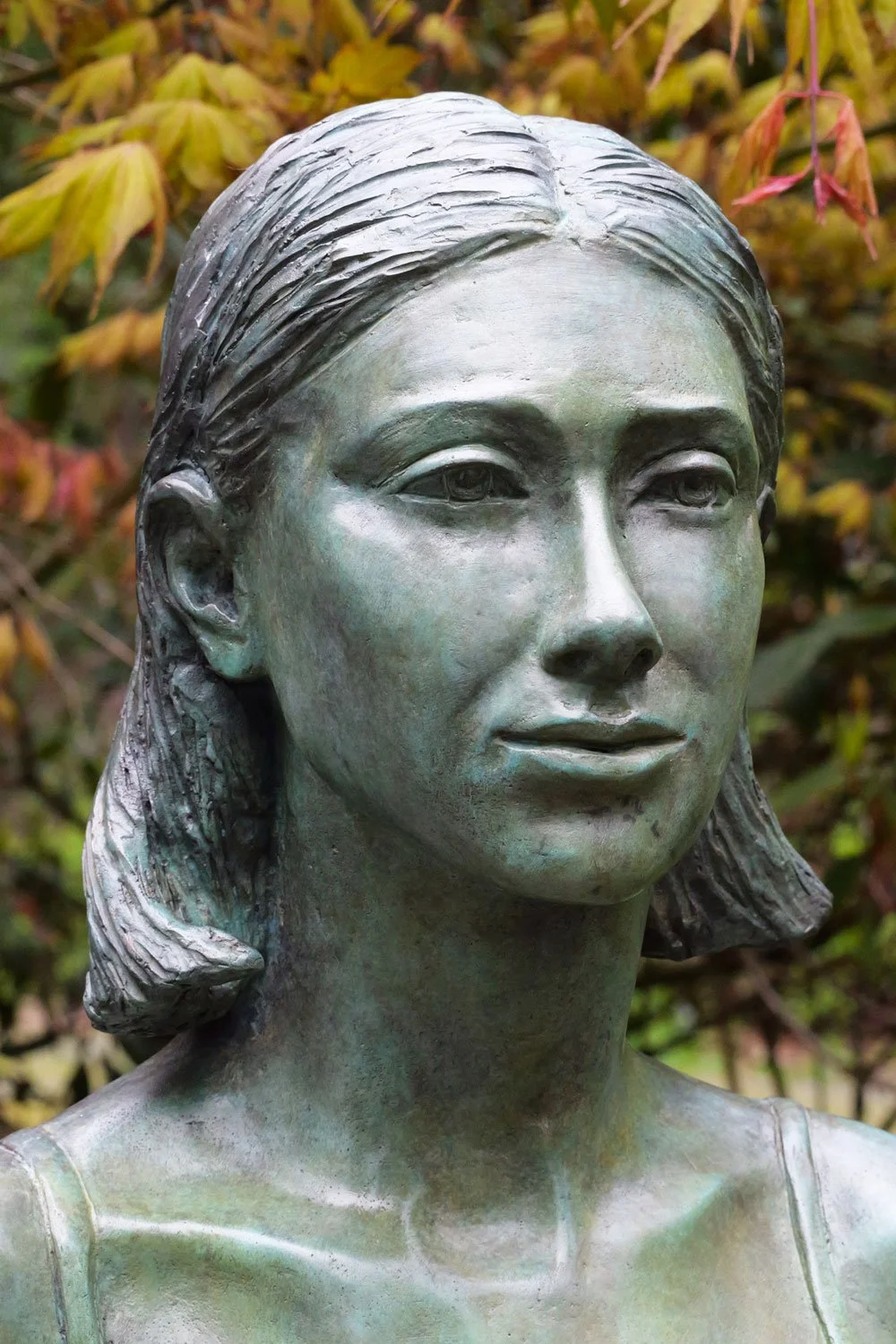 Looking-for-Love-Sculpture-10.jpg