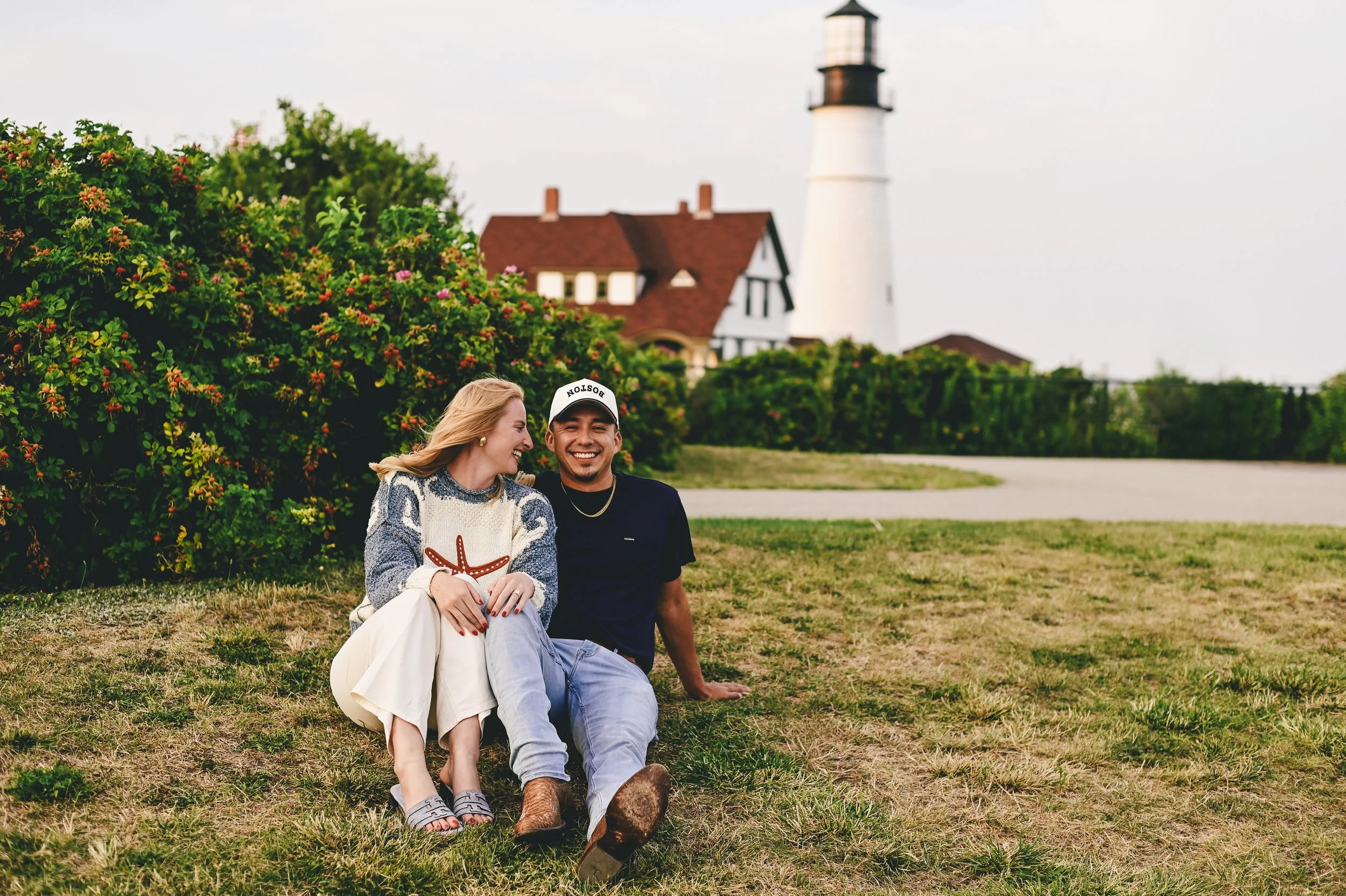 maine-lighthouse-couples-portrait.jpg