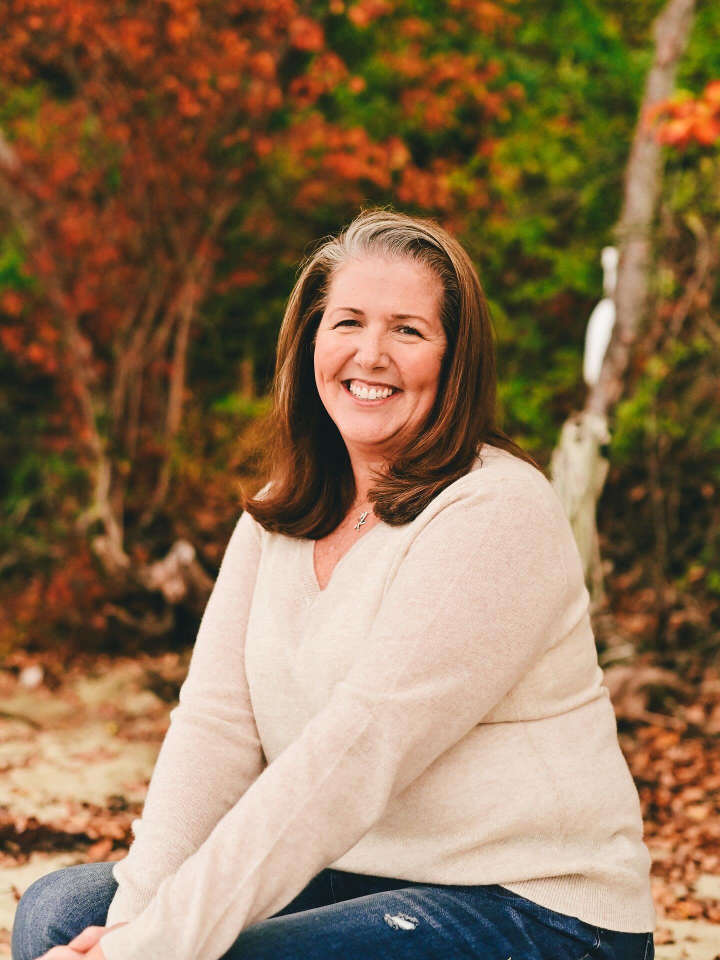 My favorite thing about head shots is doing them in places that you love and that really resonate with you and making sure that you look and feel like yourself during the shoot! I loved exploring a couple spots near Liz&lsquo;s house in Cumberland, e