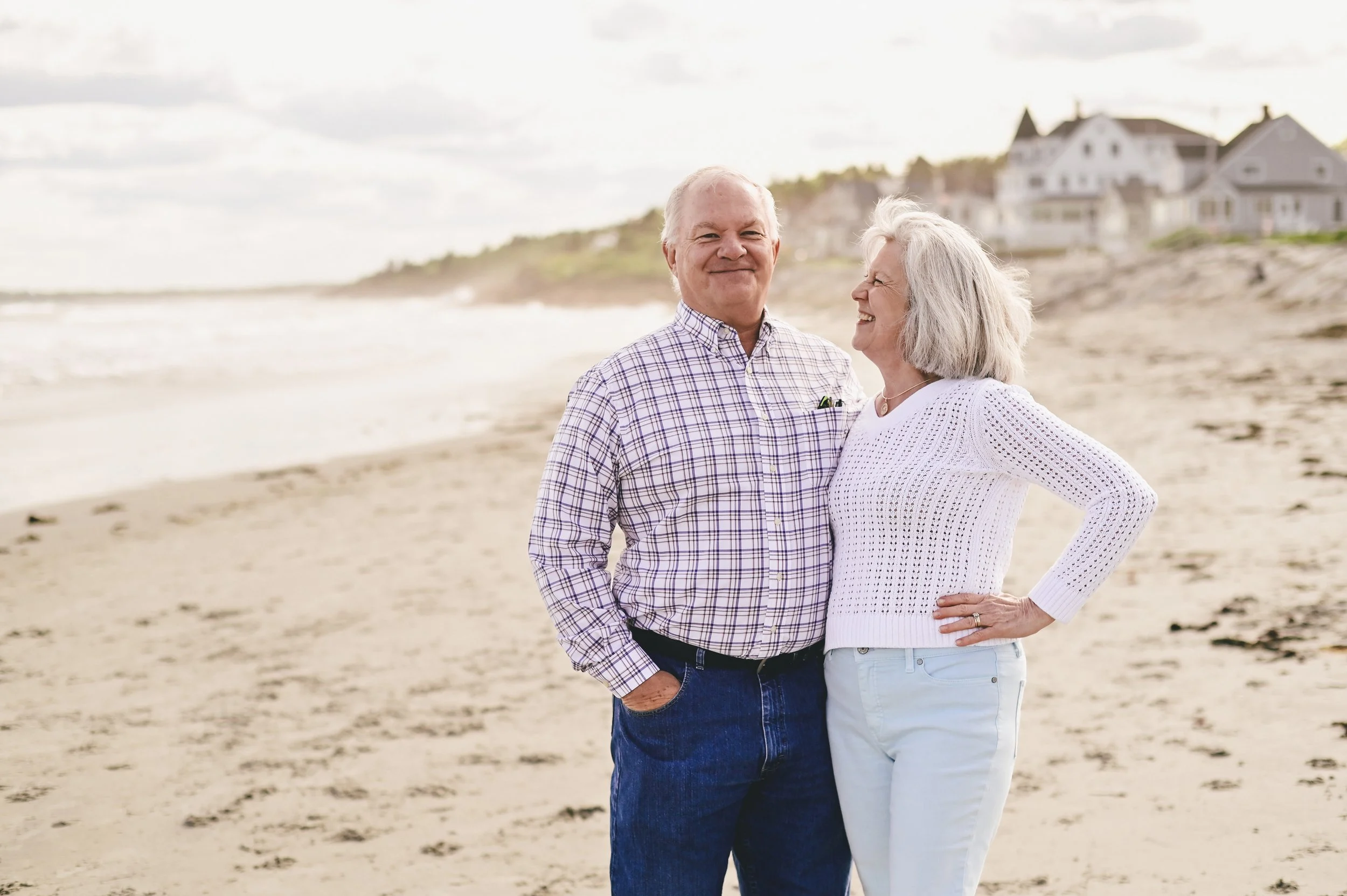 maine-couples-beach-coast.jpg