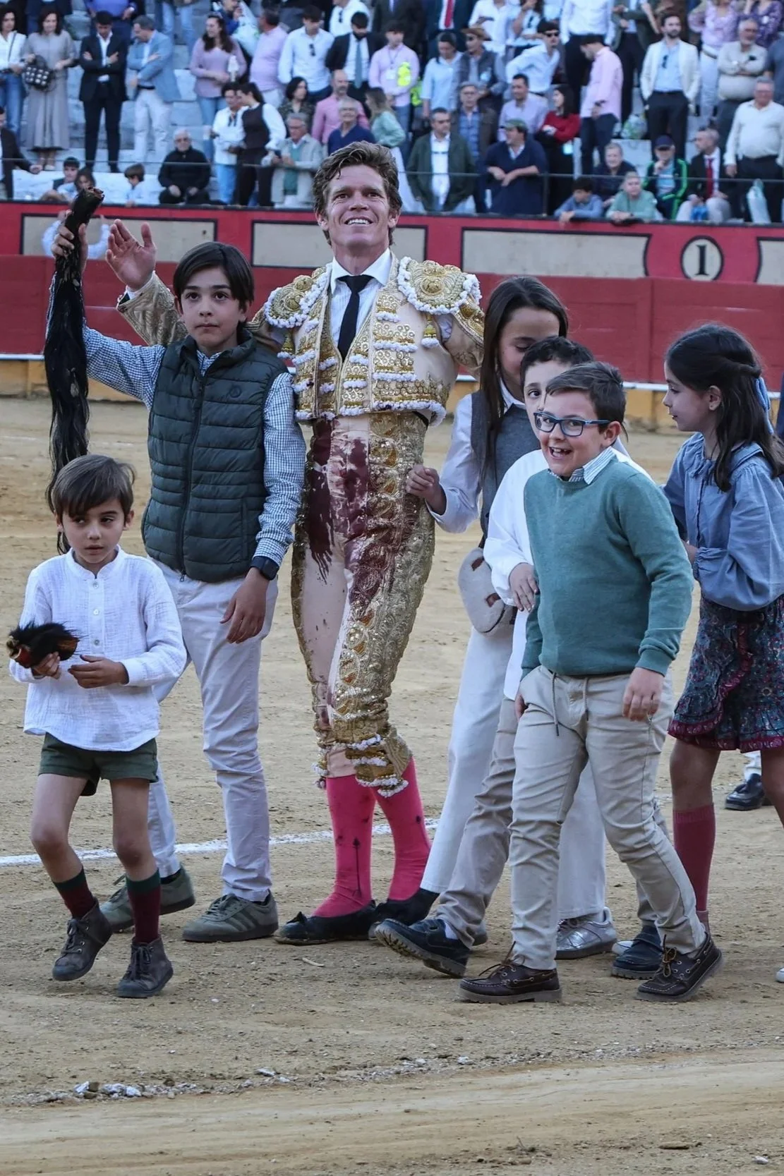 Gran tarde de toros y toreros en Cabra