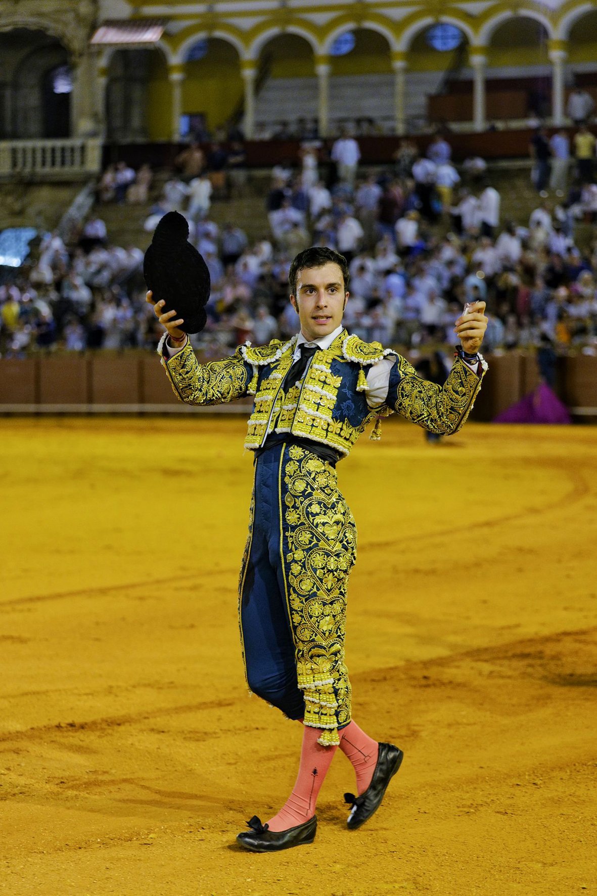 Reseña y galería de la 2ª novillada del certamen ‘Rumbo al Futuro’ en Sevilla