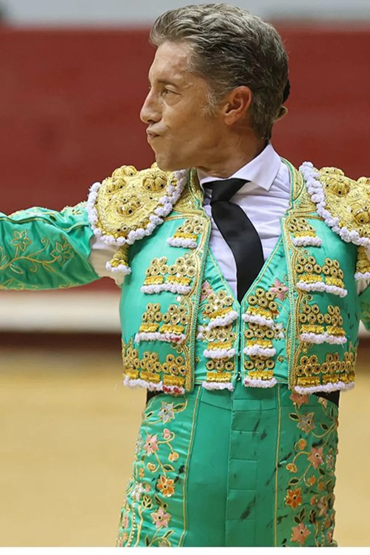 Galería de la última de Feria en Burgos, con Escribano a hombros