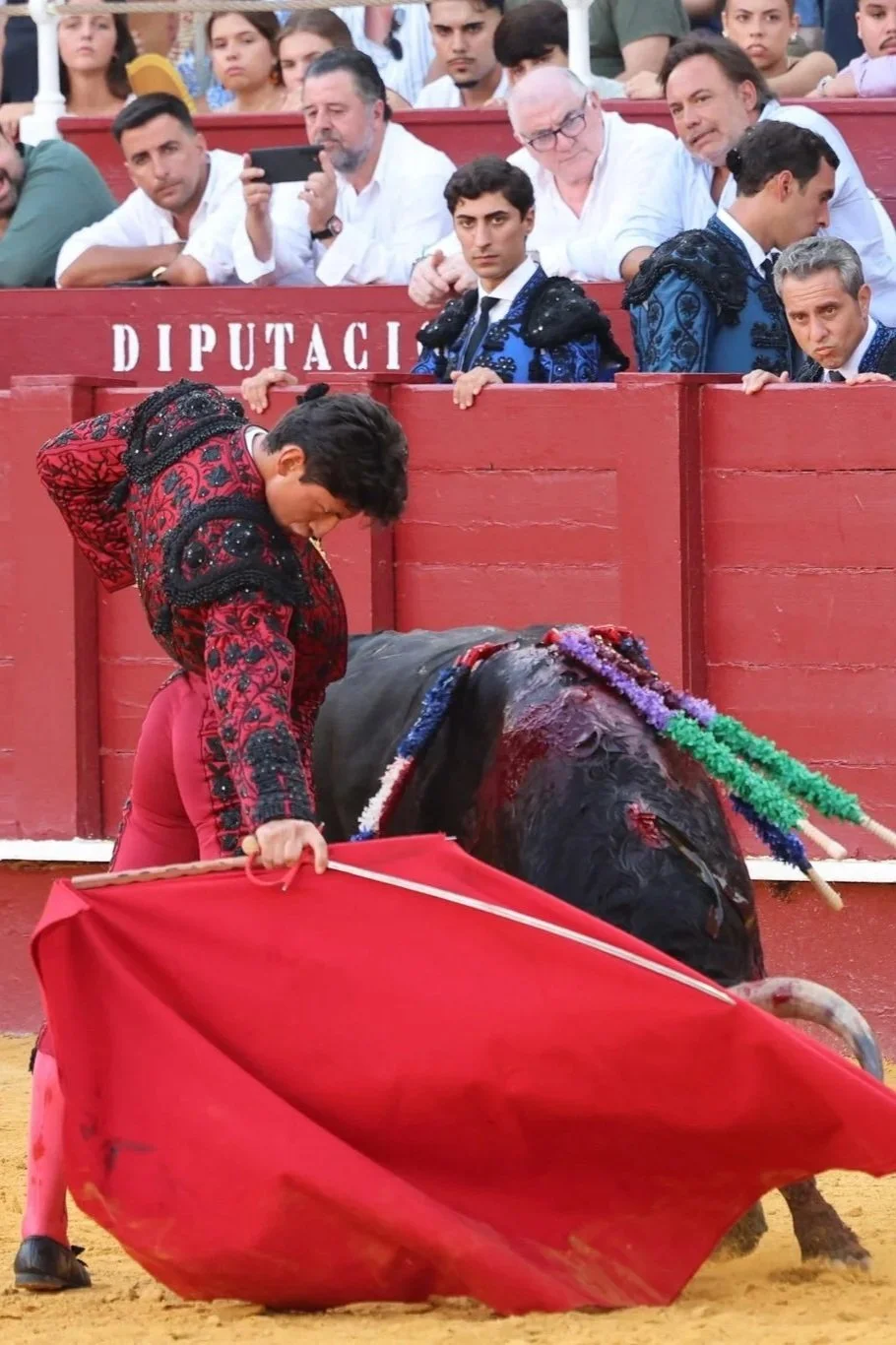 Francisco Morales y Emiliano Osornio, sendas orejas en la novillada de Feria