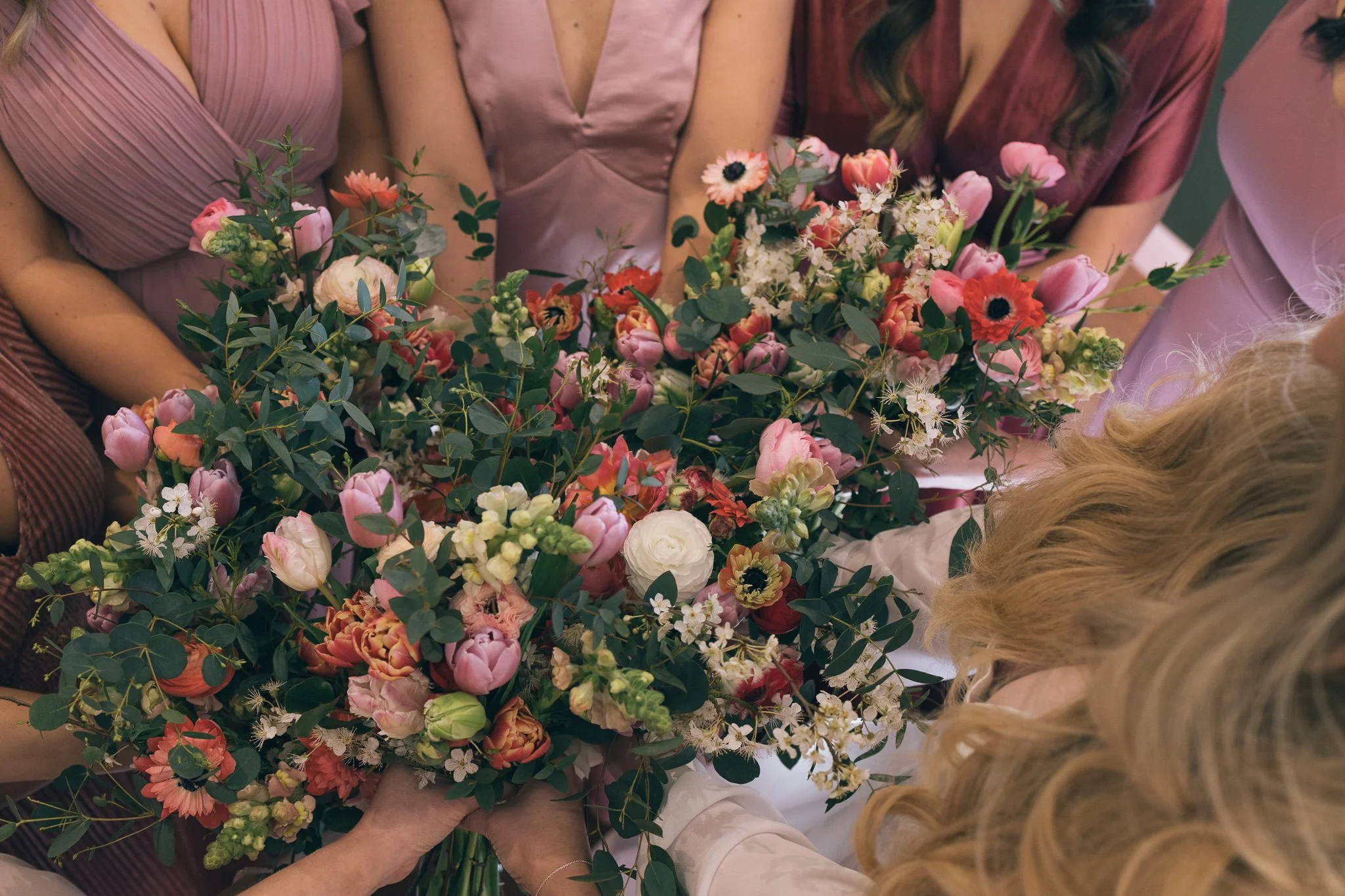 Bridesmaids' bouquets. Doxford Barns, Northumberland. 