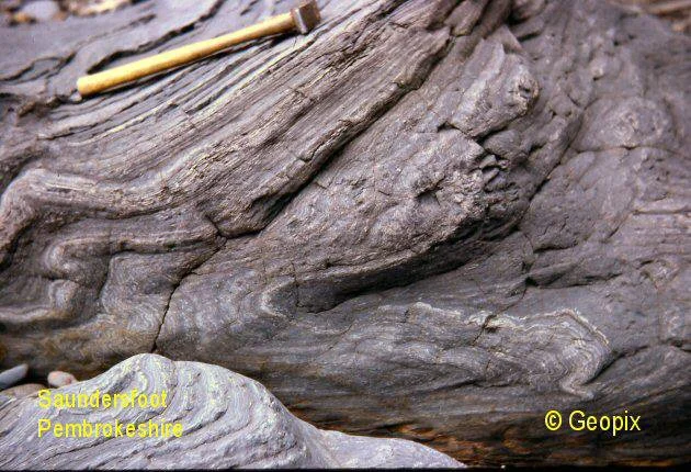 slumping-contorted-bedding-pembrokeshire.jpg