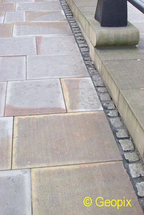 flagstone-red-iron-oxide.jpg