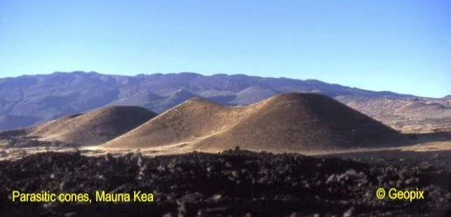 parasitic-cones-mauna-kea.jpg