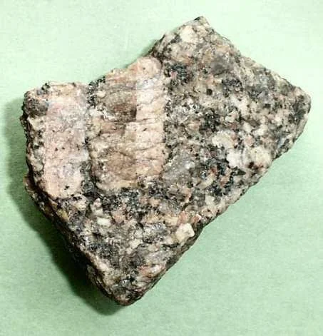 orthoclase-carlsbad-twin.jpg