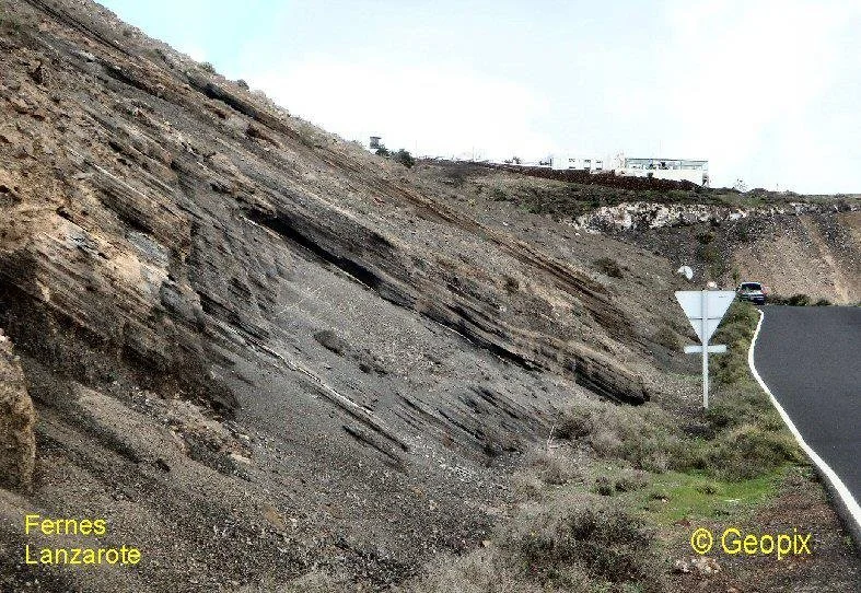 pyroclastic-deposit-angle-of-rest-fernes.jpg