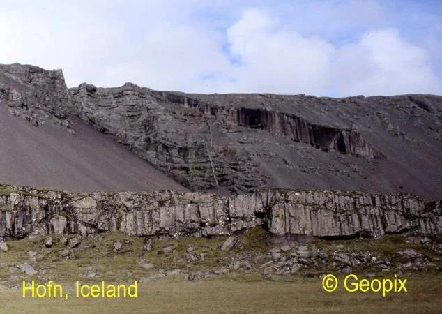 hofn-dyke-plateau-basalts-iceland.jpg