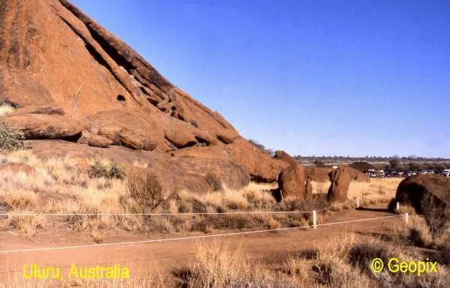 uluru-lower-slopes-1.jpg