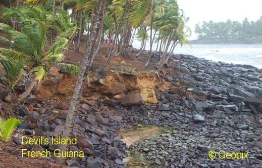 iron-sesquioxides-french-guiana.jpg