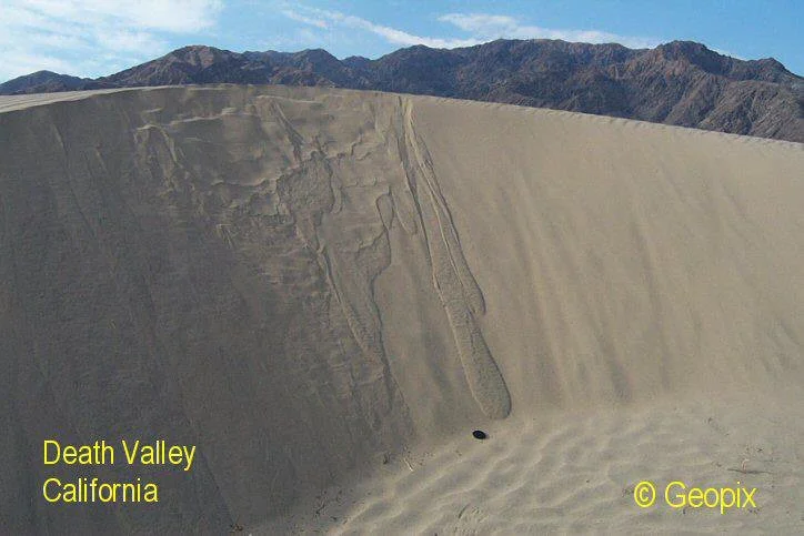 death-valley-dune-slope-head-on.jpg