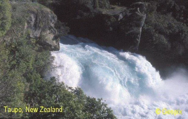 huka-falls-turbulent-water.jpg