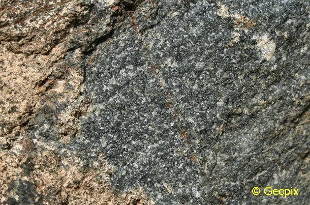 gabbro-fresh-surface.jpg