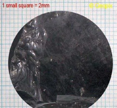 volcanic-glass-conchoidal-fracture.jpg