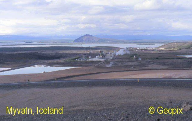 diatom-harvesting-lake-myvatn-iceland.jpg