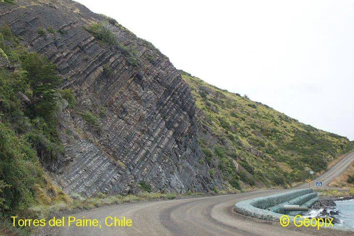 greywacke-shale-torres-del-paine.jpg