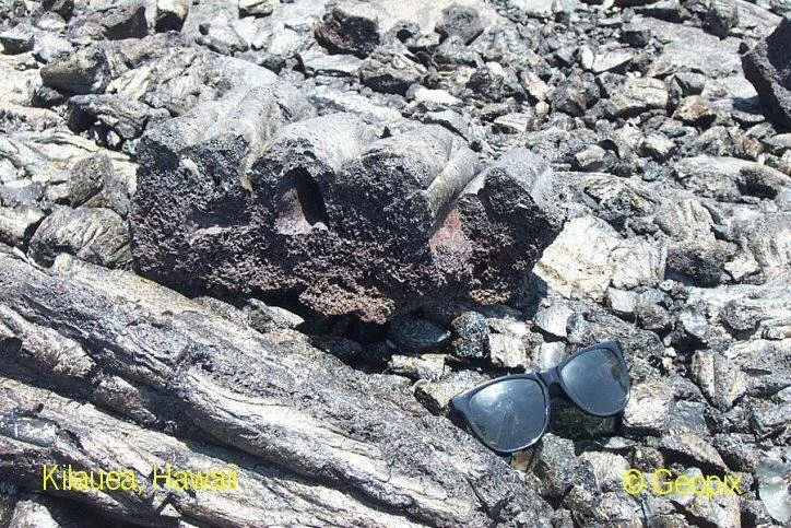 lava-flow-surface-glassy-reddened-vesicular.jpg