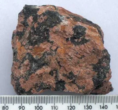 luxullianite.jpg